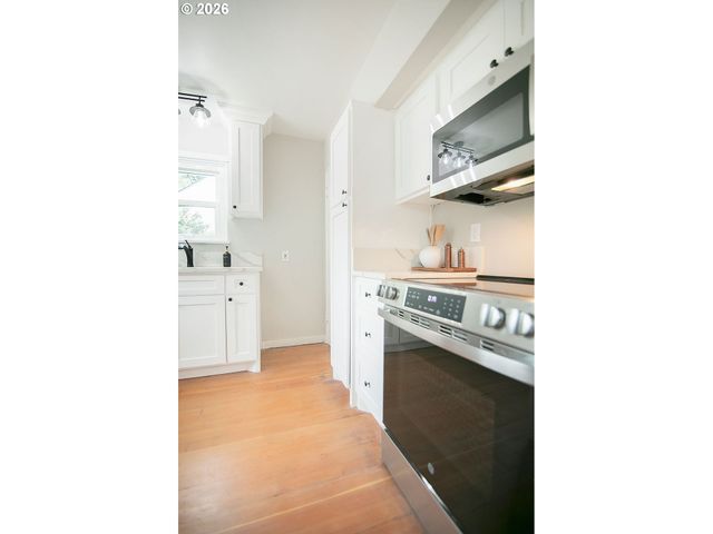 5714 Se 22ND Ave, Portland, OR 97202