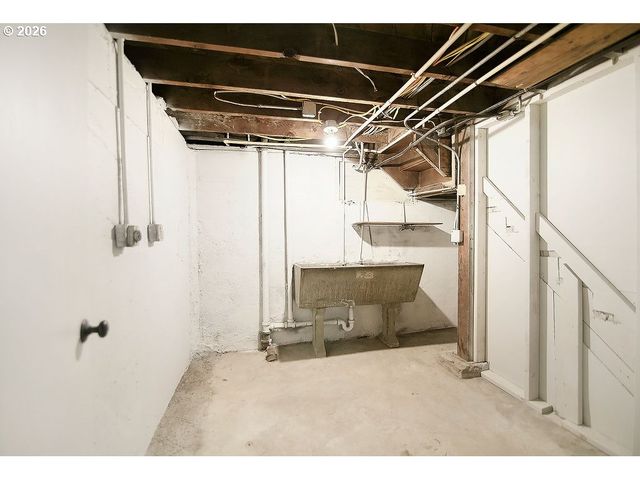 5714 Se 22ND Ave, Portland, OR 97202