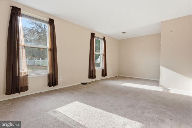 2908 WAYNE TURN, Bensalem, PA 19020