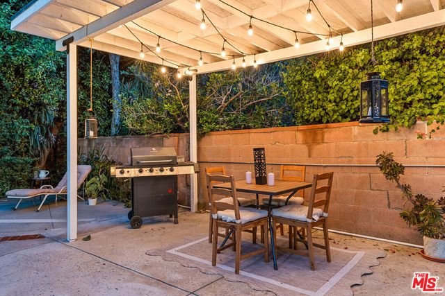 14346 Killion Street, Los Angeles, CA 91401