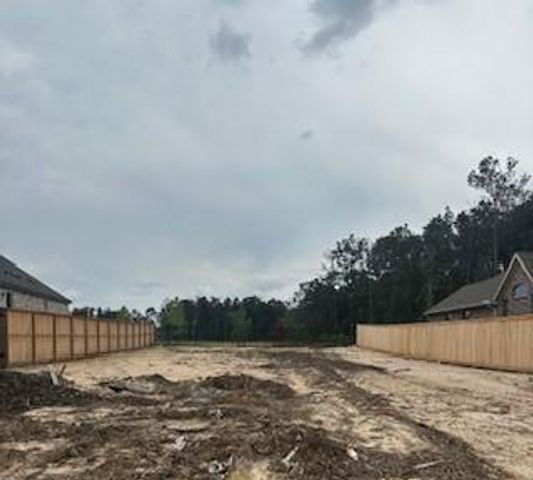 2425 East Heritage Drive, Dayton, TX 77535