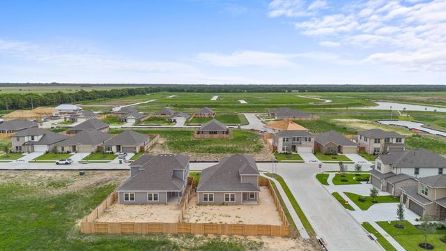 2425 East Heritage Drive, Dayton, TX 77535