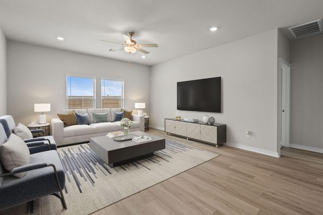 2425 East Heritage Drive, Dayton, TX 77535