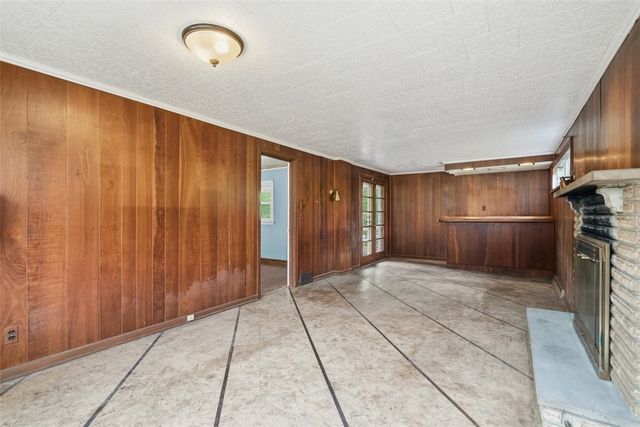 213 Center St, Monroeville, PA 15146