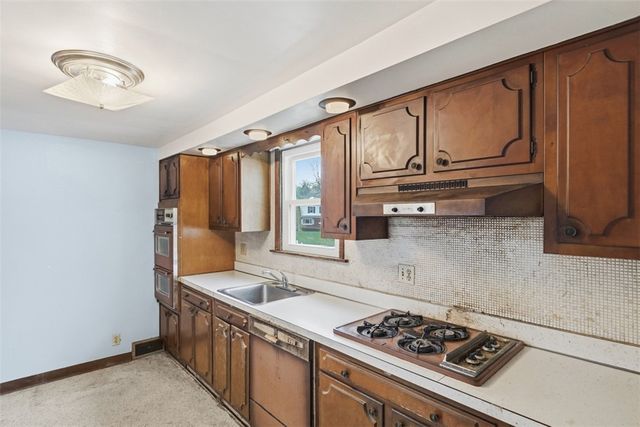 213 Center St, Monroeville, PA 15146