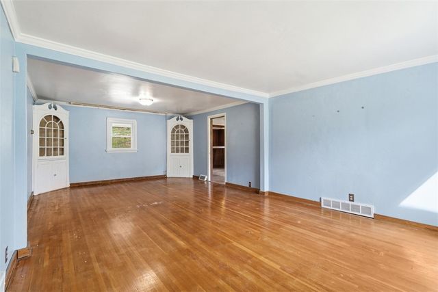 213 Center St, Monroeville, PA 15146