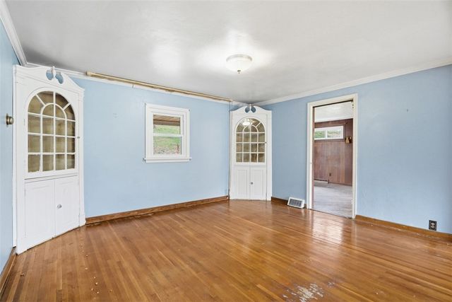 213 Center St, Monroeville, PA 15146