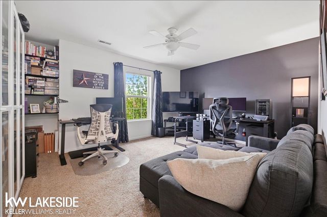 11754 Farmington Road, Livonia, MI 48150
