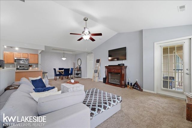 11754 Farmington Road, Livonia, MI 48150