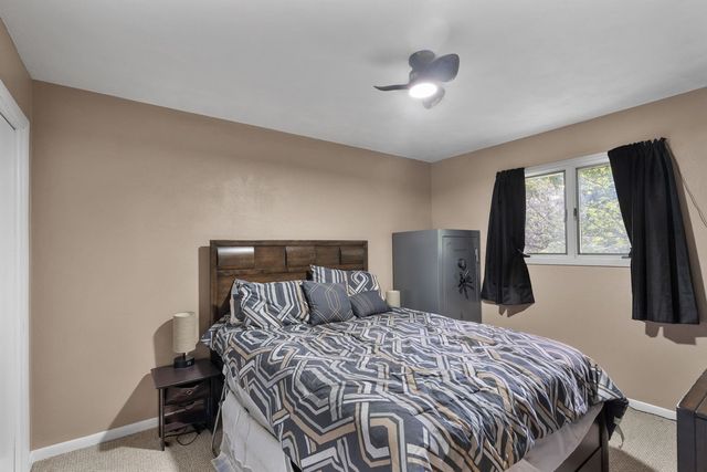 14028 Knoxville Rd Road, Milan, IL 61264