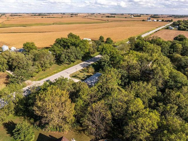 14028 Knoxville Rd Road, Milan, IL 61264