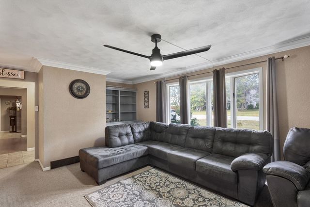 14028 Knoxville Rd Road, Milan, IL 61264