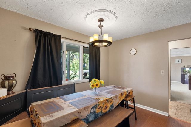 14028 Knoxville Rd Road, Milan, IL 61264