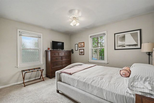 1849 Avondale Drive, Grand Rapids, MI 49506