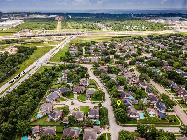 2625 Seashore Drive, Seabrook, TX 77586