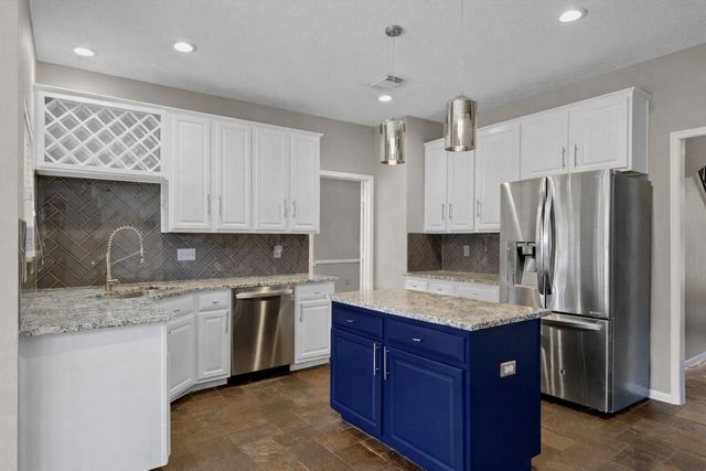 2625 Seashore Drive, Seabrook, TX 77586