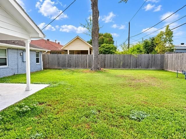 658 Sulphur Street, Houston, TX 77034