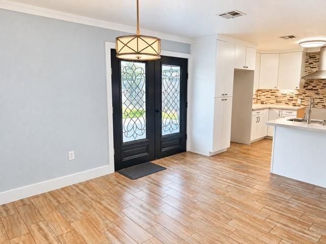 658 Sulphur Street, Houston, TX 77034