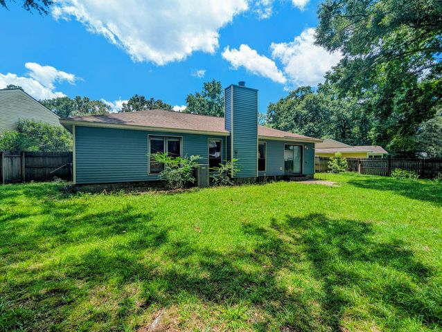 107 Wakefield Court, Goose Creek, SC 29445