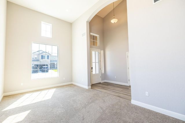 4103 Keats Avenue, Clovis, CA 93619