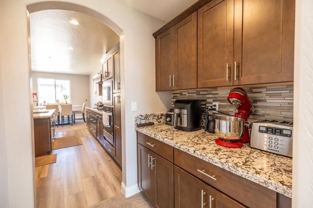 4103 Keats Avenue, Clovis, CA 93619