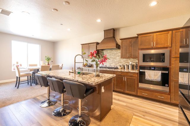 4103 Keats Avenue, Clovis, CA 93619