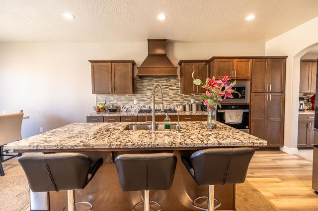 4103 Keats Avenue, Clovis, CA 93619