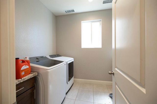 4103 Keats Avenue, Clovis, CA 93619