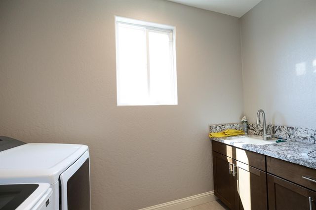 4103 Keats Avenue, Clovis, CA 93619