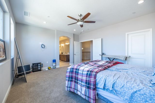 4103 Keats Avenue, Clovis, CA 93619