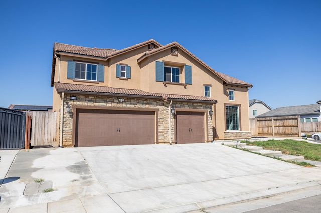 4103 Keats Avenue, Clovis, CA 93619