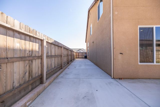 4103 Keats Avenue, Clovis, CA 93619