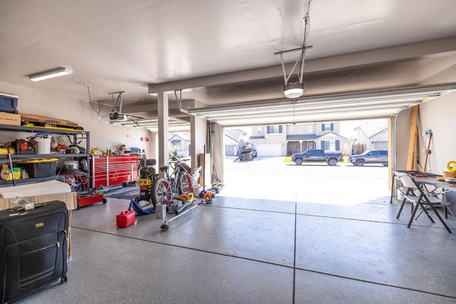 4103 Keats Avenue, Clovis, CA 93619