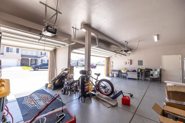 4103 Keats Avenue, Clovis, CA 93619