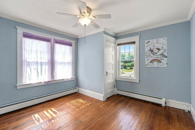 32 Wilmont St, Chicopee, MA 01013