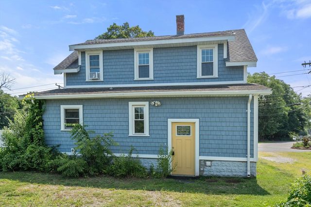 32 Wilmont St, Chicopee, MA 01013