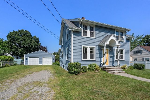 32 Wilmont St, Chicopee, MA 01013