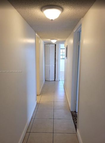 468 NE 206th Ln 202, Miami, FL 33179