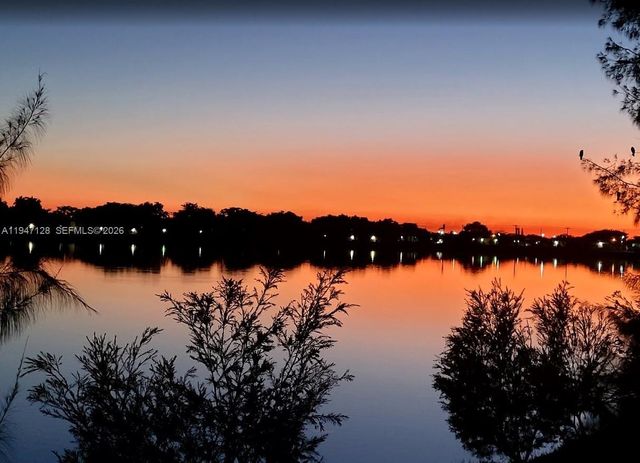 468 NE 206th Ln 202, Miami, FL 33179