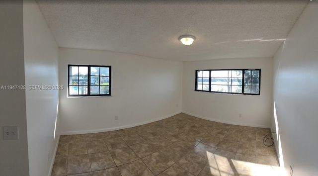 468 NE 206th Ln 202, Miami, FL 33179