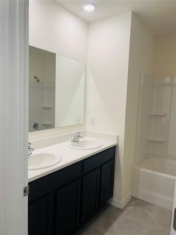 51 HICKORY COURSE TRAIL, Ocala, FL 34472