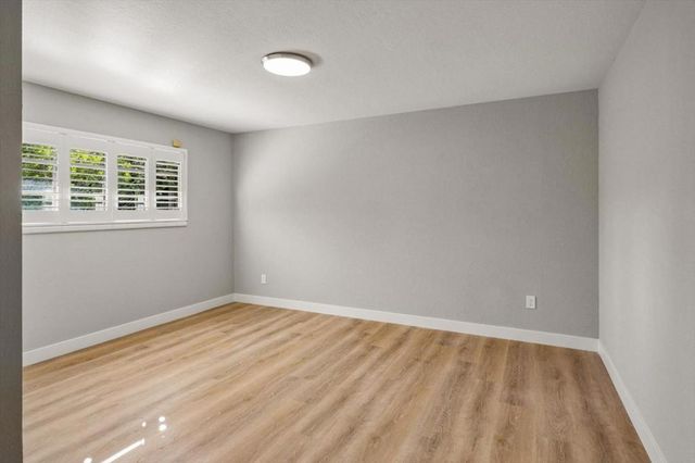 14847 FRUITVALE Avenue, Saratoga, CA 95070
