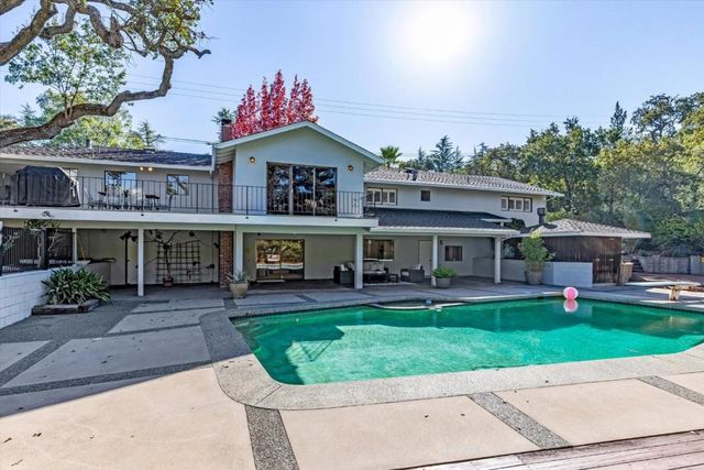 14847 FRUITVALE Avenue, Saratoga, CA 95070