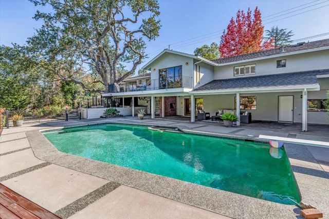 14847 FRUITVALE Avenue, Saratoga, CA 95070
