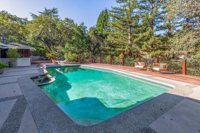 14847 FRUITVALE Avenue, Saratoga, CA 95070