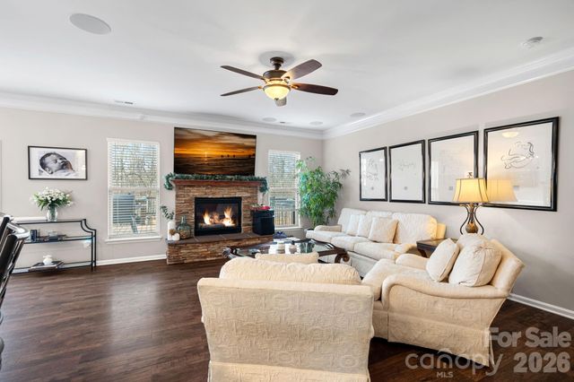 1203 Guadalupe Lane, Charlotte, NC 28214