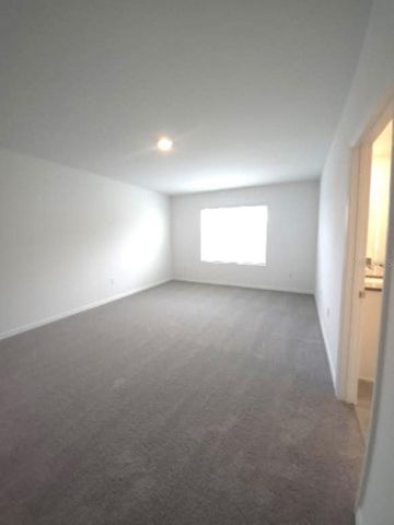 35589 LOCKMAN WAY, Zephyrhills, FL 33541