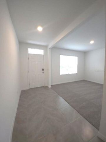 35589 LOCKMAN WAY, Zephyrhills, FL 33541