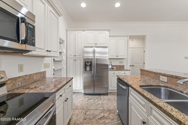 303 Rolling Mill Lane, Youngsville, LA 70592