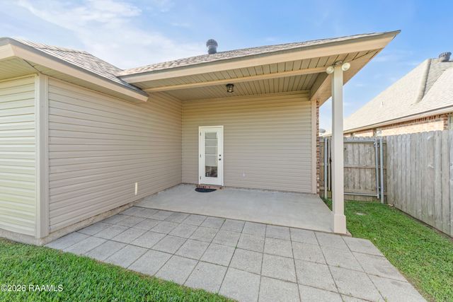 303 Rolling Mill Lane, Youngsville, LA 70592